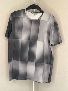 COS Men's Black and Gray Gradient Check Short Sleeve Tee